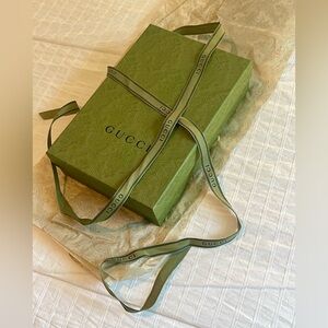 Gucci empty box with Ribbon, paper and booklet